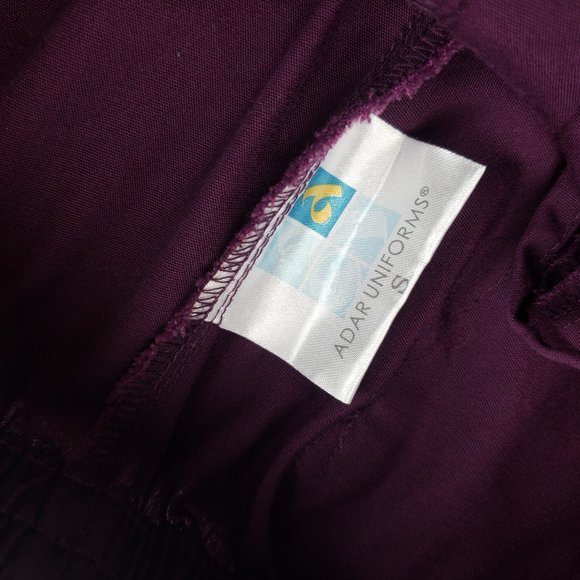 Grey's Anatomy White Floral Scrub Top Purple Cargo Scrub Pants Set Size Small - Picture 13 of 16